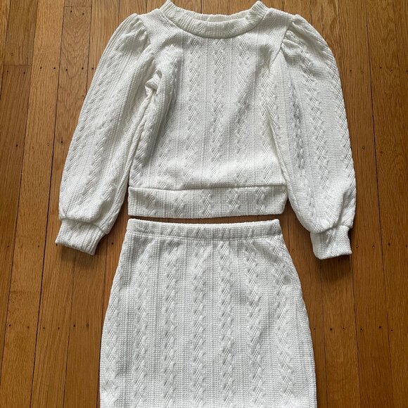 Cheryl Collection Kids Other - Cheryl Collection Kids, sweater and skirt set, size small,